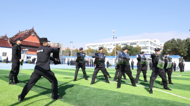 公安部警务实战训练基地：UXDB 多模态引擎支撑 GIS 定位与物联传感实战模拟系统